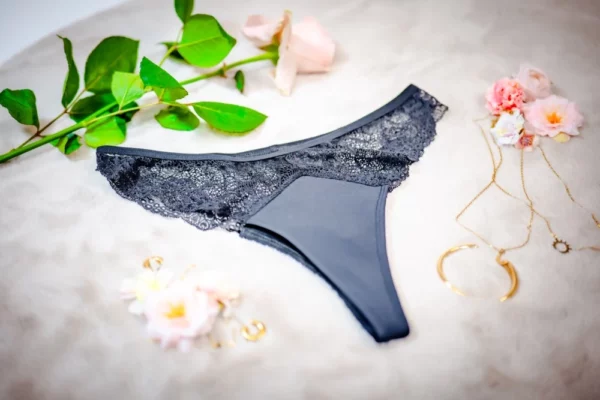 Tanga Menstruel Noir Divine – Image 5